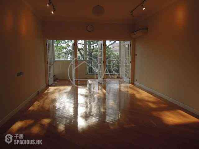 Chung Hom Kok - 53-55, Chung Hom Kok Road 03