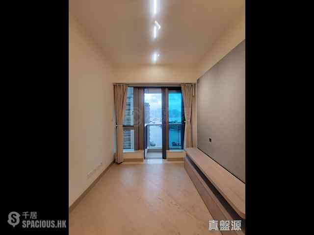 Cheung Sha Wan - Grand Victoria 03