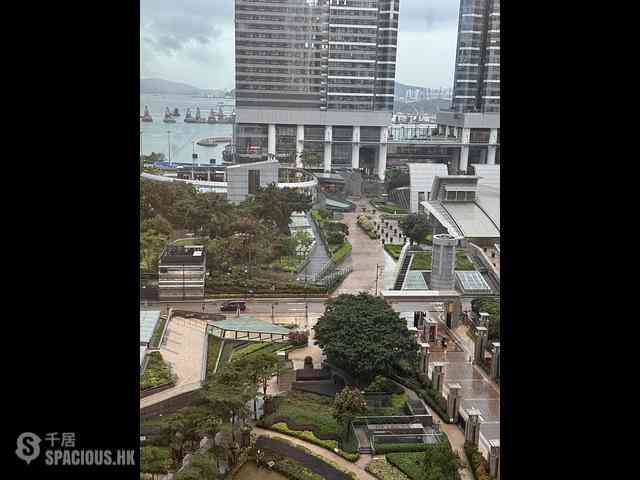 West Kowloon - The Arch Moon Tower (Block 2A) 01