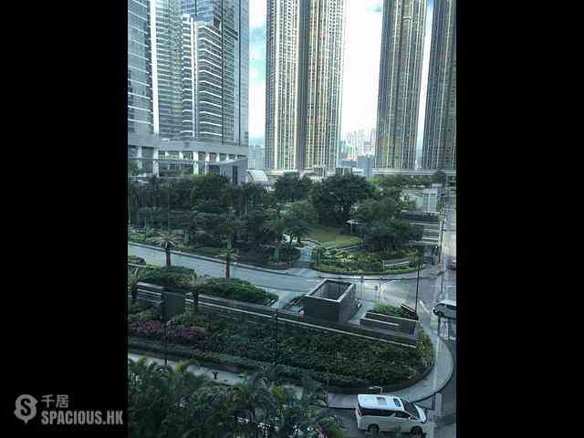 West Kowloon - The Harbourside Block 2 01