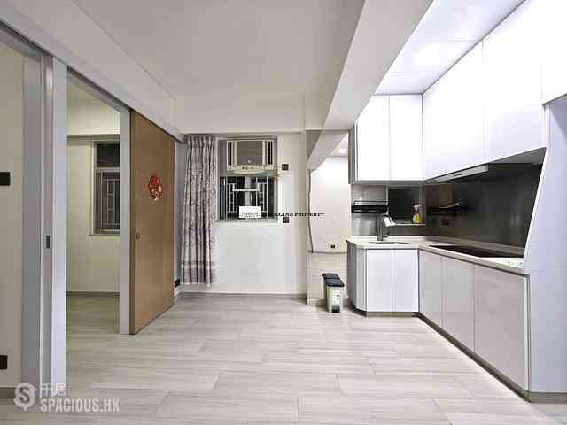 Wan Chai - Everwin Mansion 01
