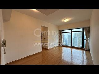 Mid Levels Central - Fairlane Tower 03