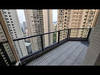Mid Levels Central - Tregunter 02