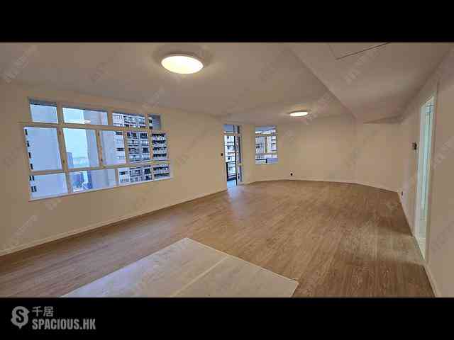 Mid Levels Central - Tregunter 06