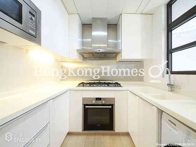 Sai Ying Pun - The Babington 10