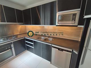 Mid Levels Central - Goldwin Heights 04