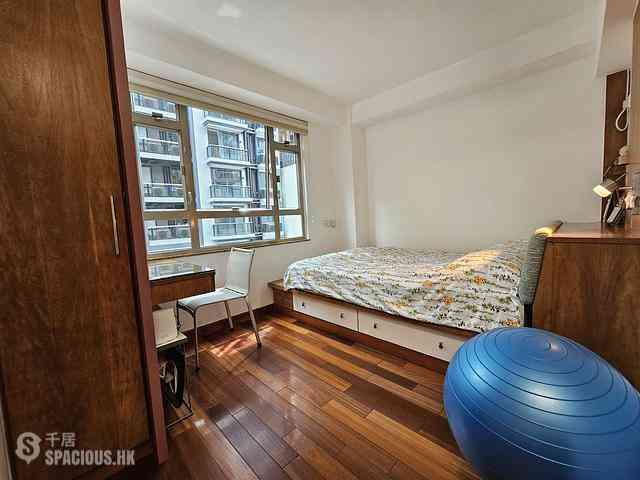 Wan Chai - Phoenix Court Block 2 14