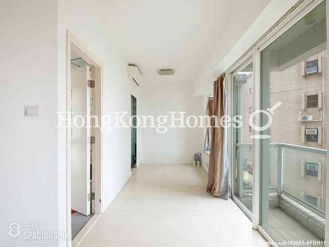 Sai Ying Pun - Reading Place 01