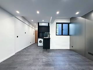 Central - 17, Peel Street 11