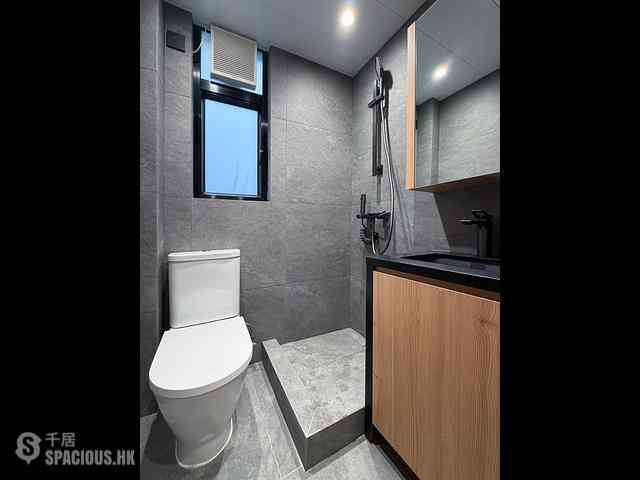 Central - 17, Peel Street 05