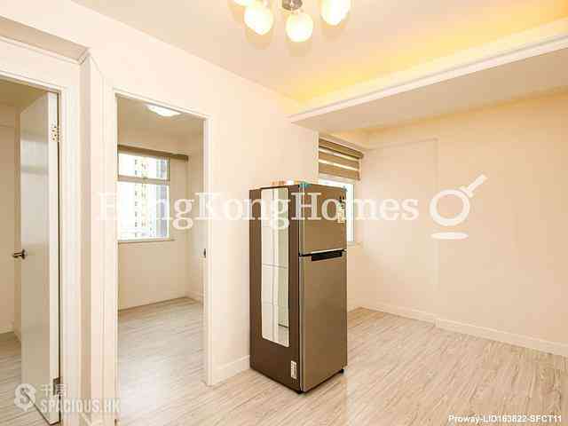 Sai Ying Pun - Fook Moon Building 01