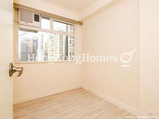 Sai Ying Pun - Fook Moon Building 04
