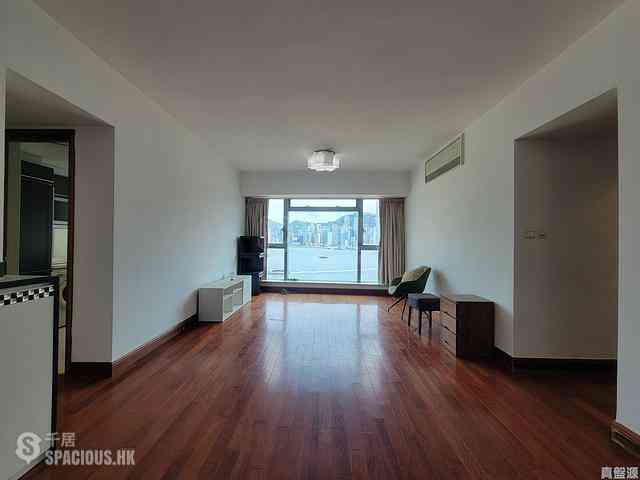 West Kowloon - The Harbourside Block 1 03