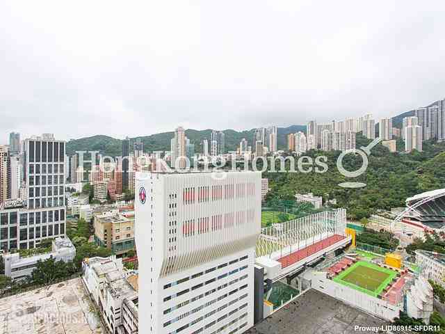 Happy Valley - Caroline Garden 01