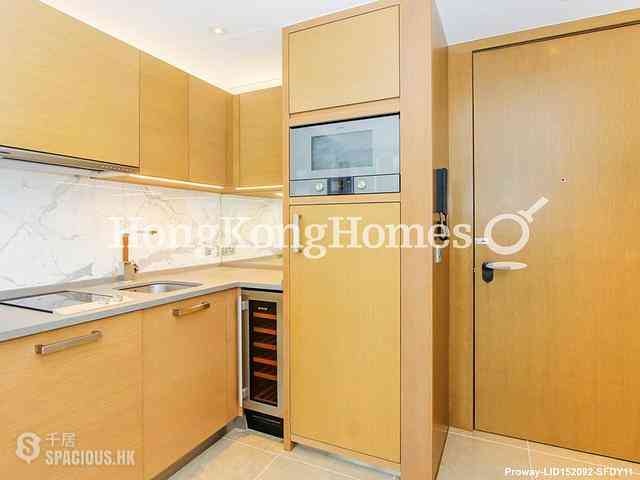 Shek Tong Tsui - Eight South Lane 07