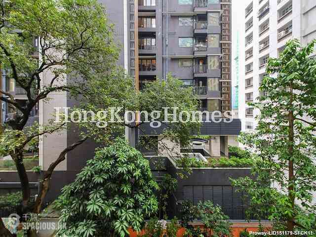 Mid Levels Central - Tak Mansion 02
