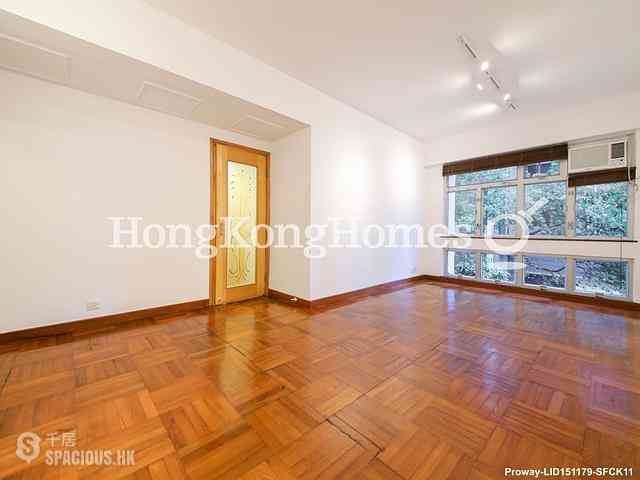 Mid Levels Central - Tak Mansion 03