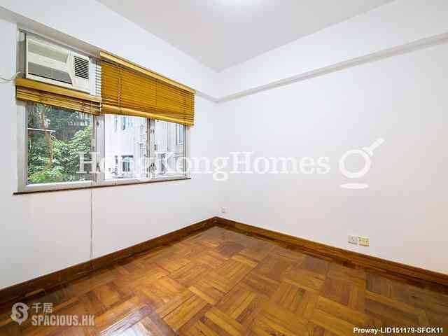 Mid Levels Central - Tak Mansion 05
