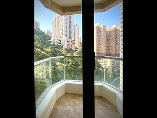 Tai Hang - Ronsdale Garden Block 1 02