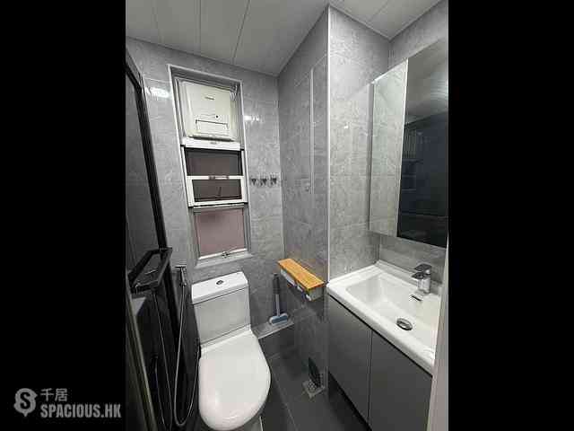 Chai Wan Kok - Kam Fung Garden Block 2 10
