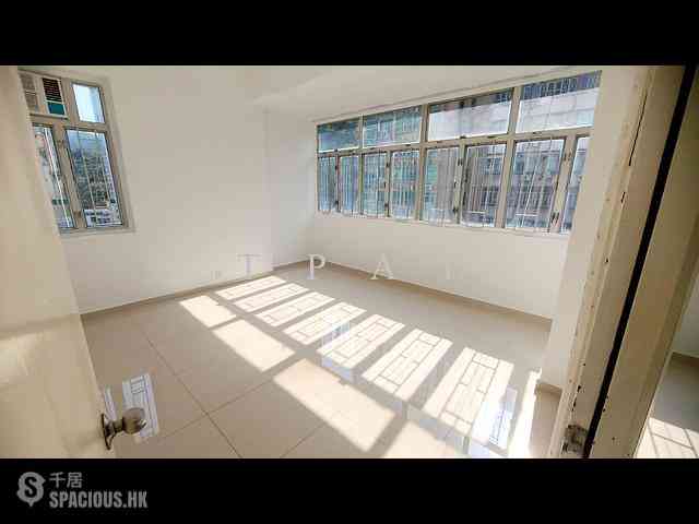 Quarry Bay - Ritz Garden Apartments 03