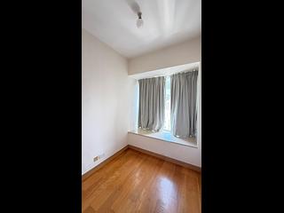 Sai Ying Pun - Island Crest Block 1 04