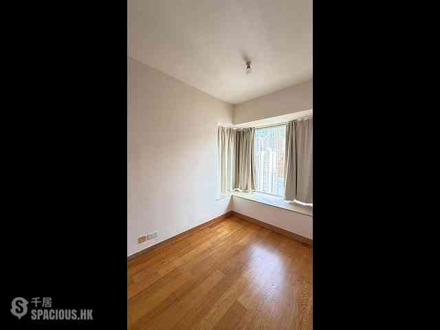 Sai Ying Pun - Island Crest Block 1 06
