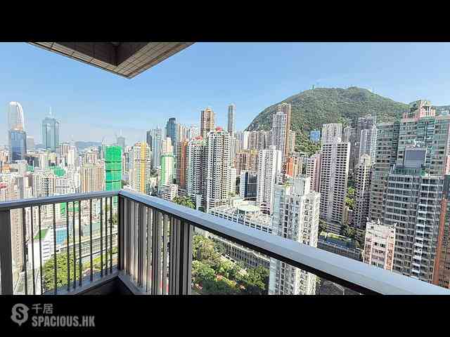 Sai Ying Pun - Island Crest Block 1 02