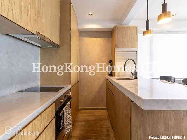 Mid Levels Central - On Fung Building 04