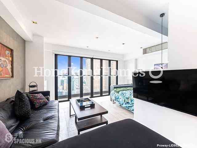 Mid Levels Central - On Fung Building 05