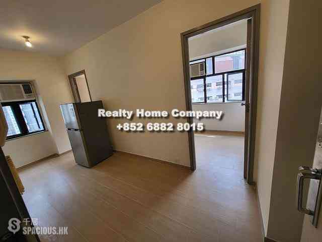 Sai Ying Pun - Rich Court 01
