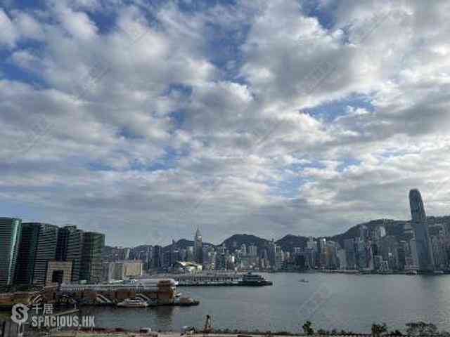 West Kowloon - The Arch Sky Tower (Block 1) 01