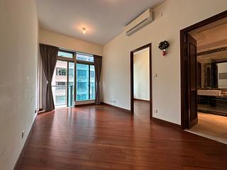 Wan Chai - The Avenue 08