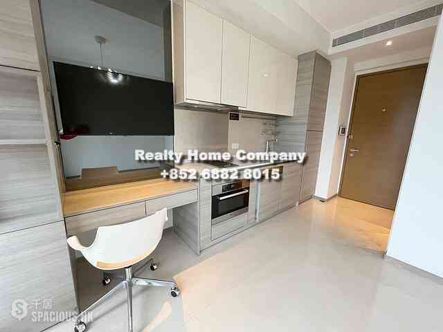 Sai Ying Pun - The Summa Block 2 03