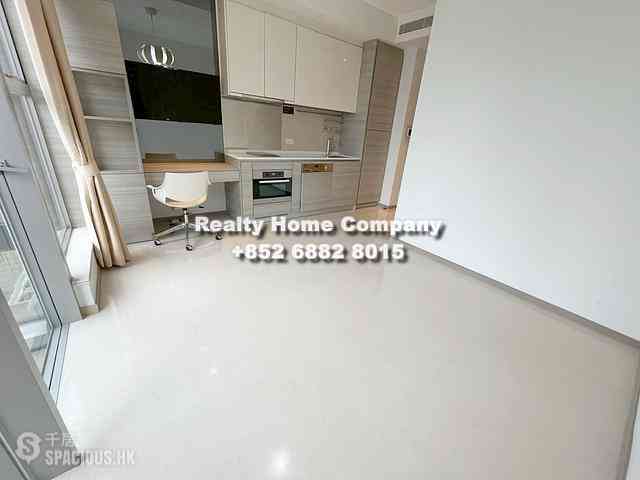 Sai Ying Pun - The Summa Block 2 05