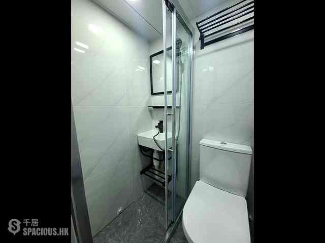 Tsim Sha Tsui - Golden Crown Court 15