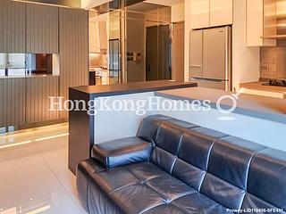 Mid Levels Central - Hillsborough Court 02