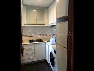 Kennedy Town - The Merton Tower 2 03