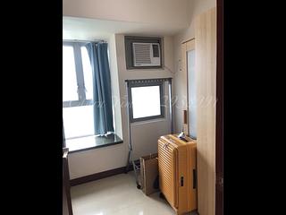 Kennedy Town - The Merton Tower 2 06