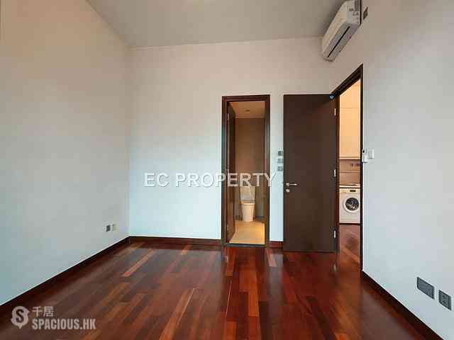 Wan Chai - J Residence 06