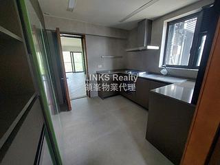 Pok Fu Lam - Victoria Coast Block A 05