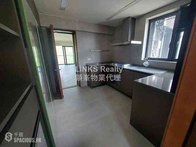 Pok Fu Lam - Victoria Coast Block A 05