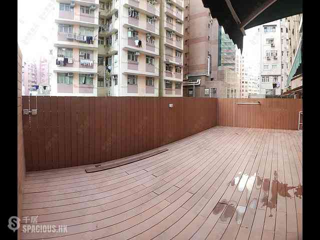 Wan Chai - Kwong Sang Hong Building Block C 02