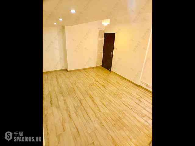 Wan Chai - Kwong Sang Hong Building Block C 03