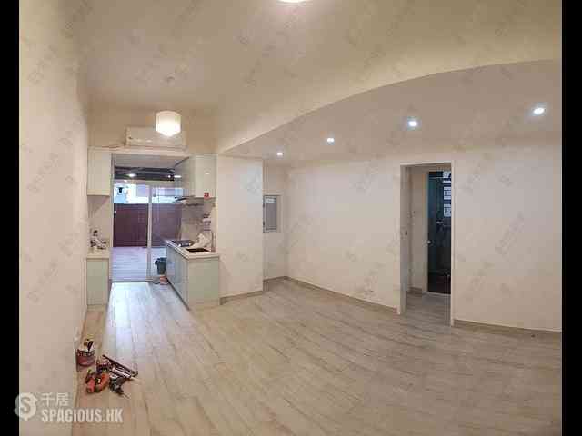 Wan Chai - Kwong Sang Hong Building Block C 05