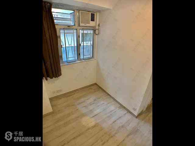 Wan Chai - Kwong Sang Hong Building Block C 09