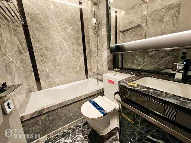 Wong Chuk Hang - The Southside Phase 3B Blue Coast Tower 2B 03