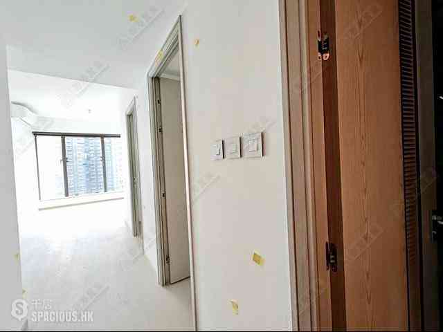Wong Chuk Hang - The Southside Phase 3B Blue Coast Tower 2B 06
