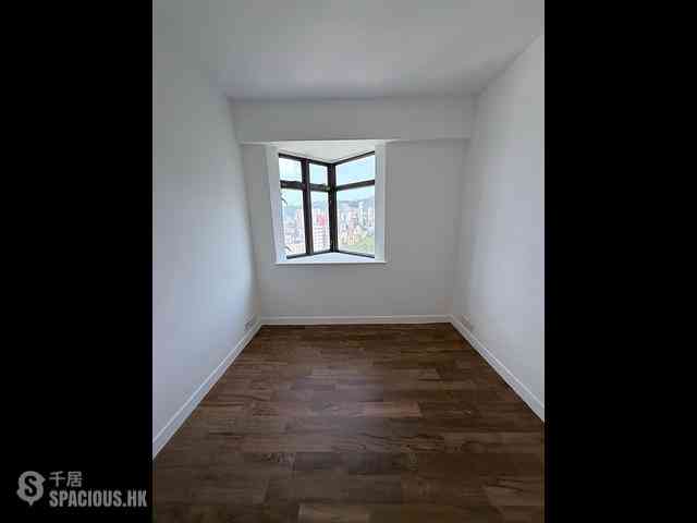 Mid Levels East - Bamboo Grove 12