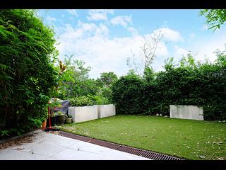 Chung Hom Kok - 30, Cape Road 23